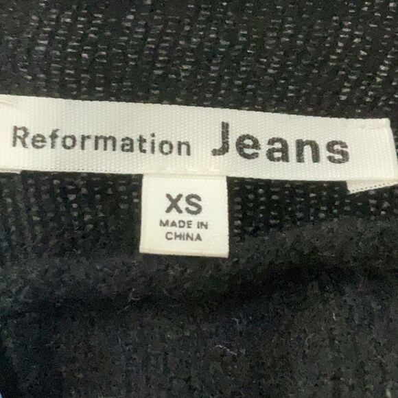 Reformation 100% Cashmere Cropped Mock Neck Sweater Black Size X-Small - Picture 7 of 8